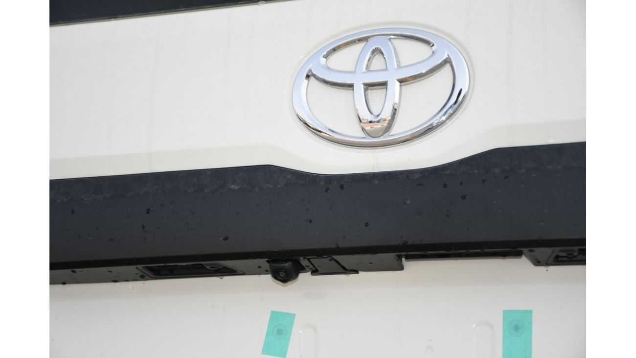 Toyota Hiace 2025 Toyota HiAce 3.5L V6 Automatic Slide Door