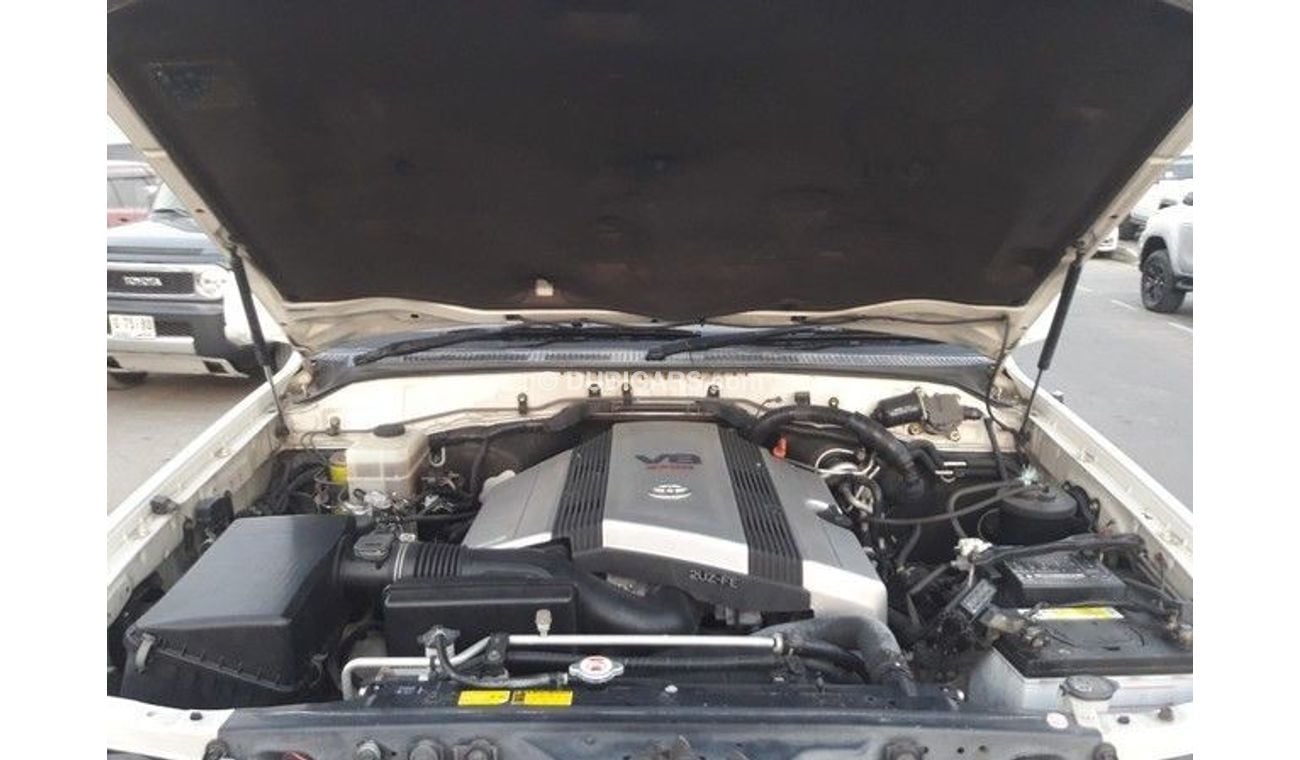 Toyota Land Cruiser TOYOTA LAND CRUISER RIGHT HAND DRIVE (PM910)