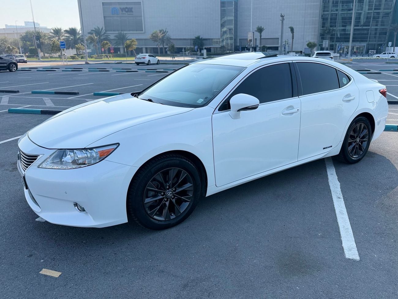 لكزس ES300h Hybrid 2.5L