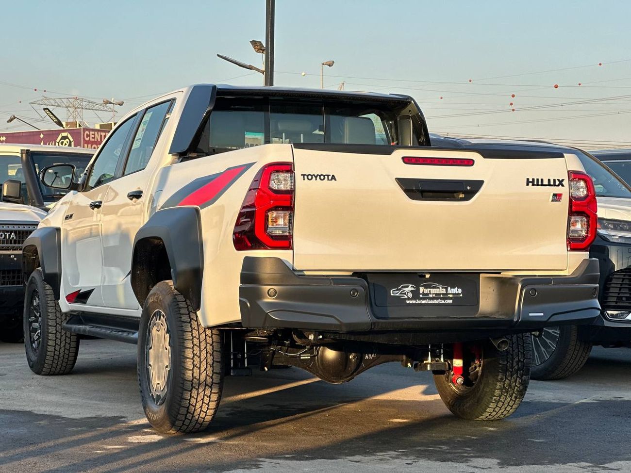 تويوتا هيلوكس GR-S 2.8 لتر 4X4 ديزل أوتوماتيك // 2026 // كاملة المواصفات مع مشغل DVD وكاميرا 360 درجة، ونظام مراقب