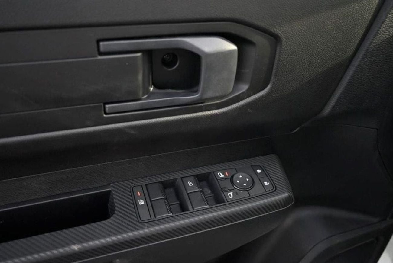 ميتسوبيشي L200 2025 MITSUBISHI L200 DOUBLE CAB PICKUP GL 2.4L DIESEL 4WD MANUAL TRANSMISSION