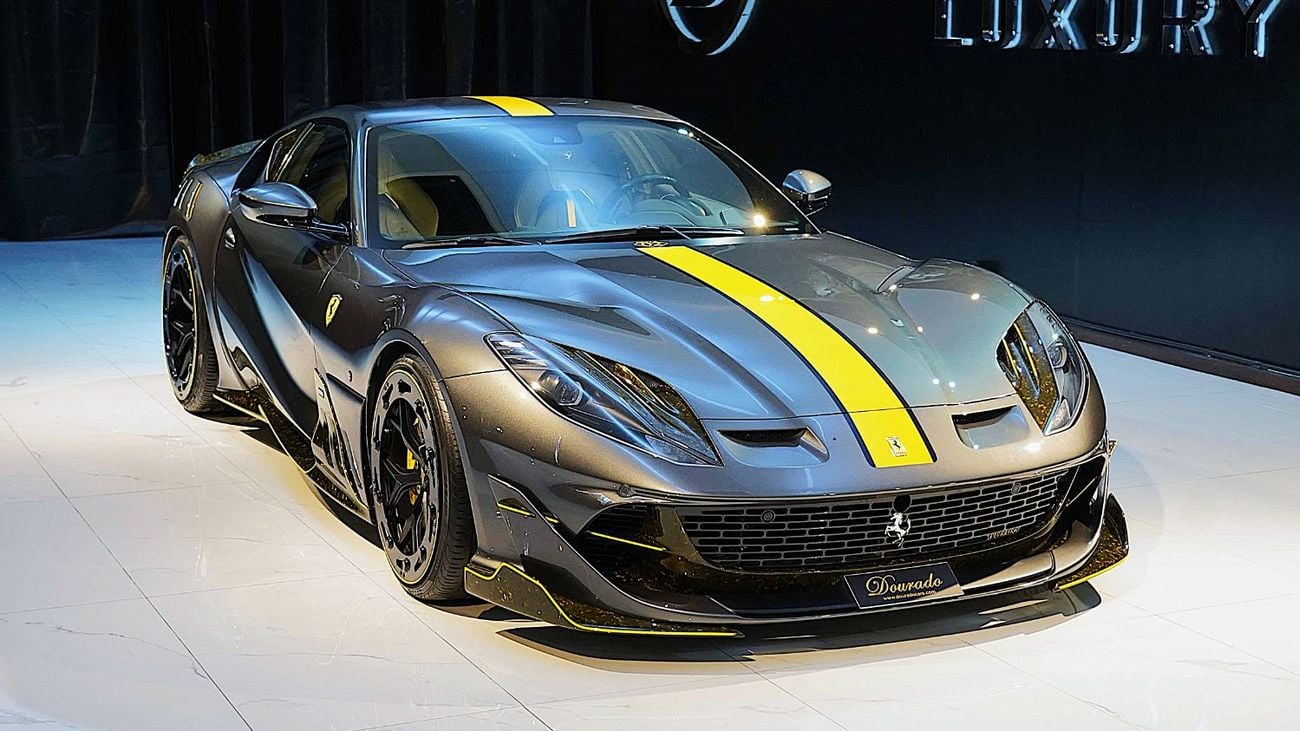 فيراري-أونيكس 812 SUPERFAST | NEGOTIABLE PRICE | 8XX | 1 OF 5 | 2022 | 865 HP | 3-YEAR WARRANTY AND SERVICE
