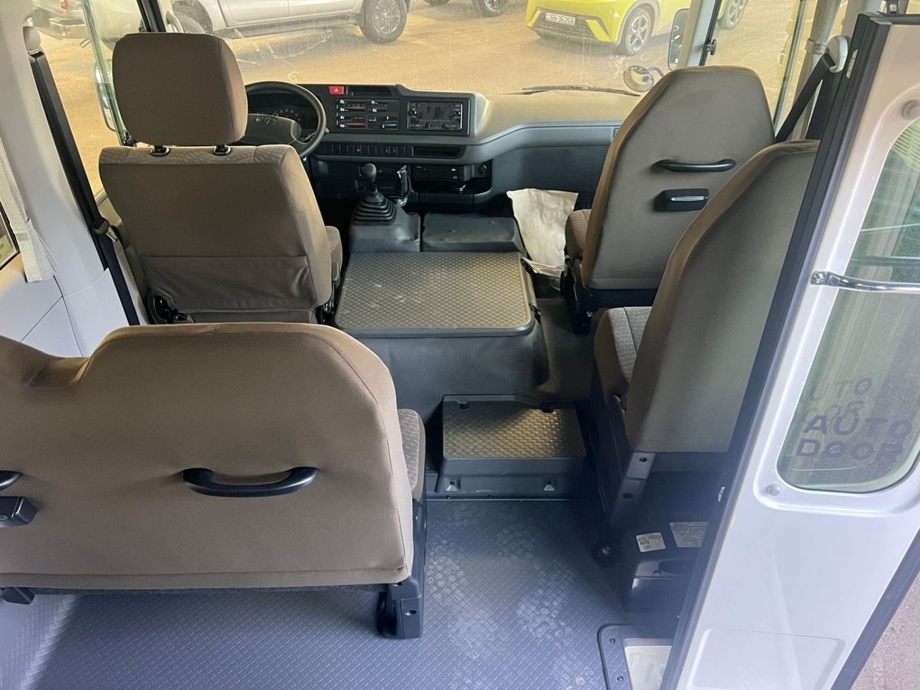 تويوتا كوستر COASTER BUS 23 SEATERS 2026