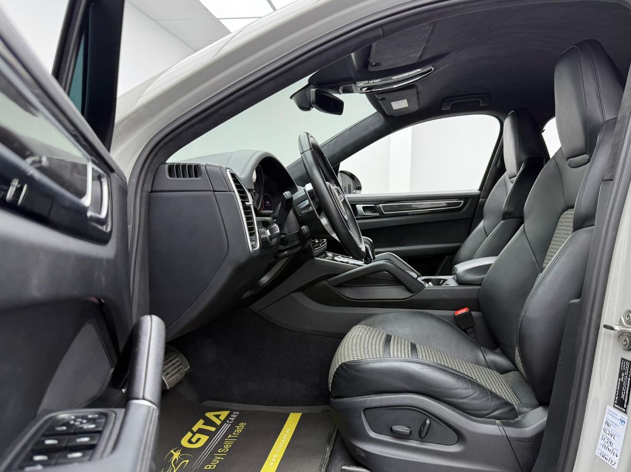 Porsche Cayenne 2023 Porsche Cayenne GTS,2026 Agency Warranty,Agency Full Service History, GCC