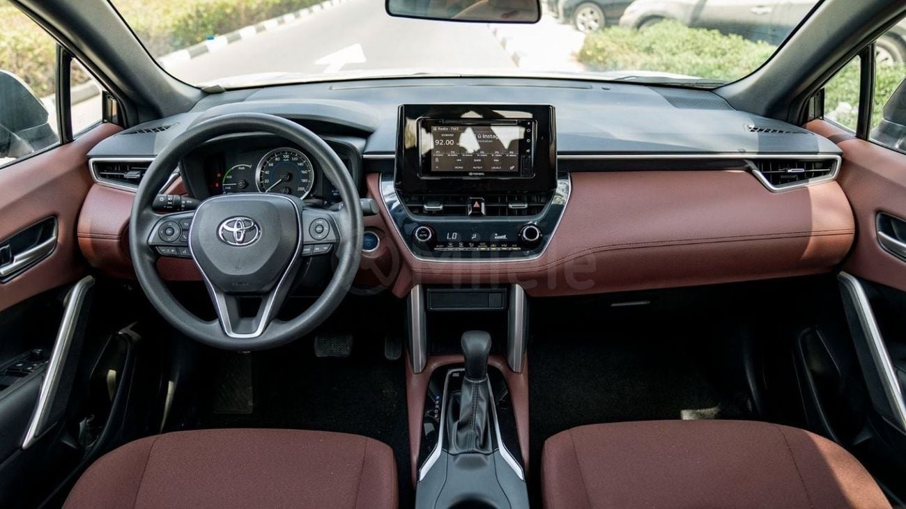 تويوتا كورولا كروس TOYOTA COROLLA CROSS 1.8P HEV AT MY2023