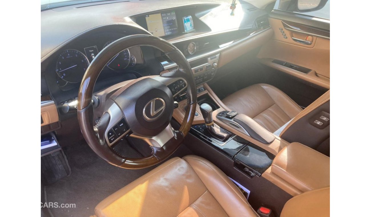 Lexus ES350