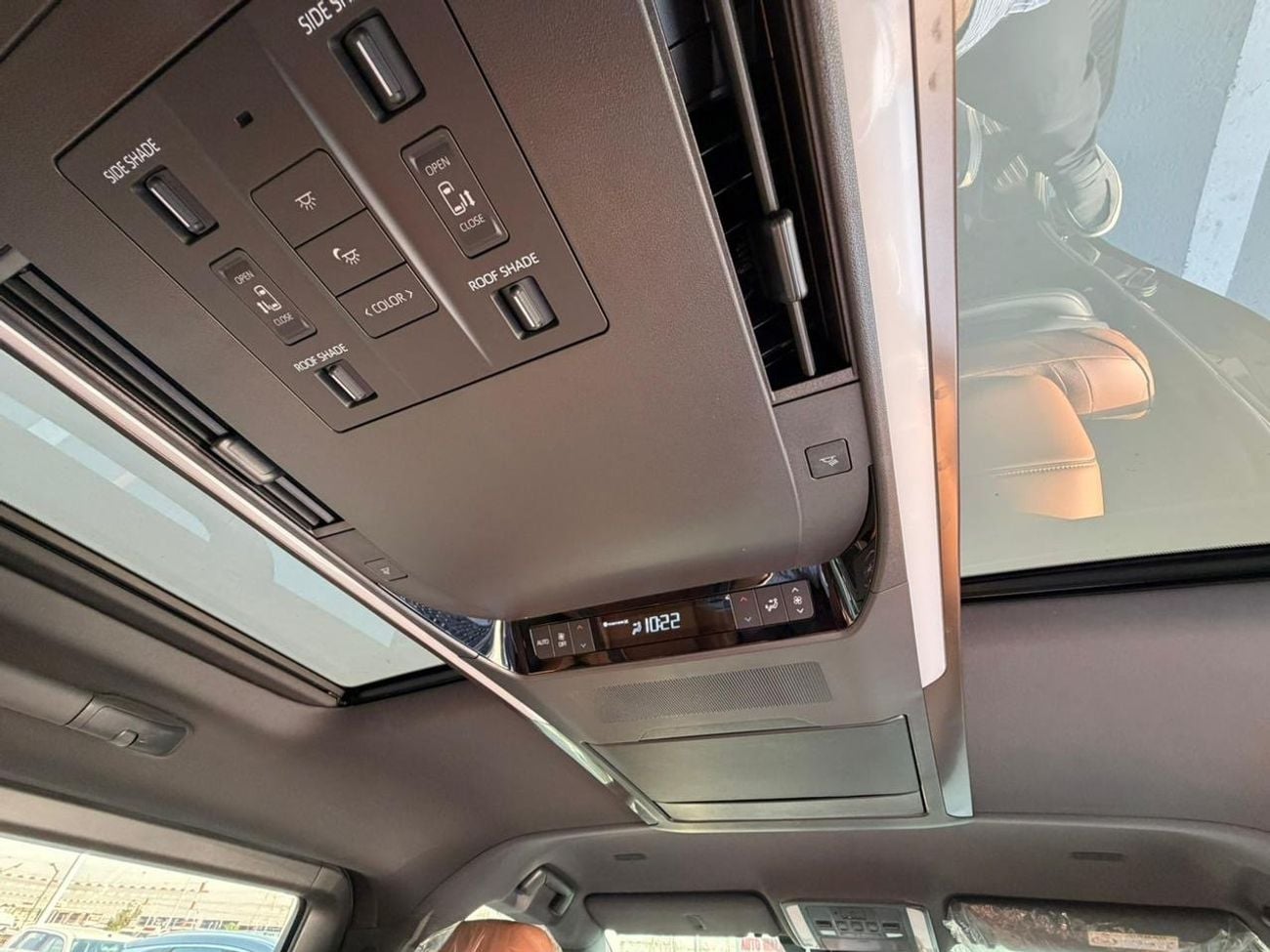 Toyota Alphard 2.5 Petrol / HYBRID / Model 2025