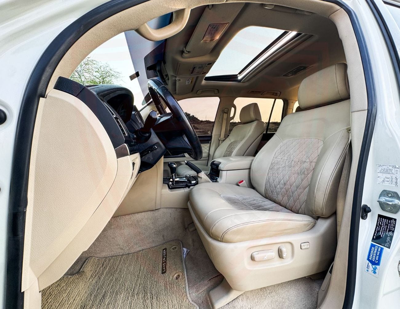 تويوتا لاند كروزر تويوتا لاند كروزر | 4.6 لتر | 2020 | خليجية | خالية من الحوادث | بحالة ممتازة | 2167 شهرياً