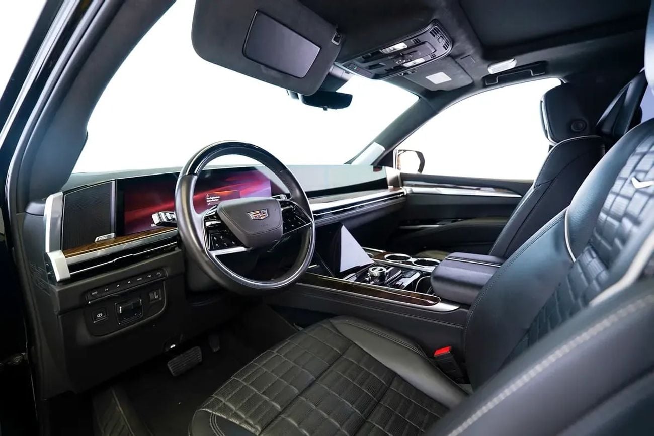كاديلاك إسكالاد LUXURY