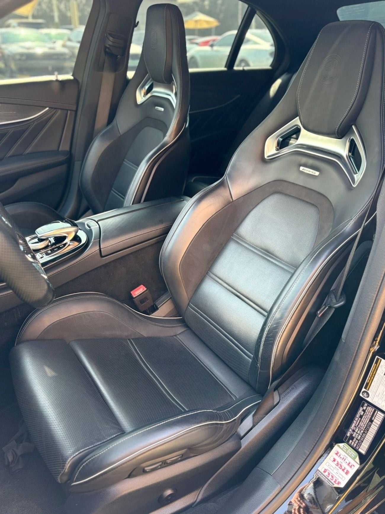 مرسيدس بنز E 63S 4MATIC+ 4.0L