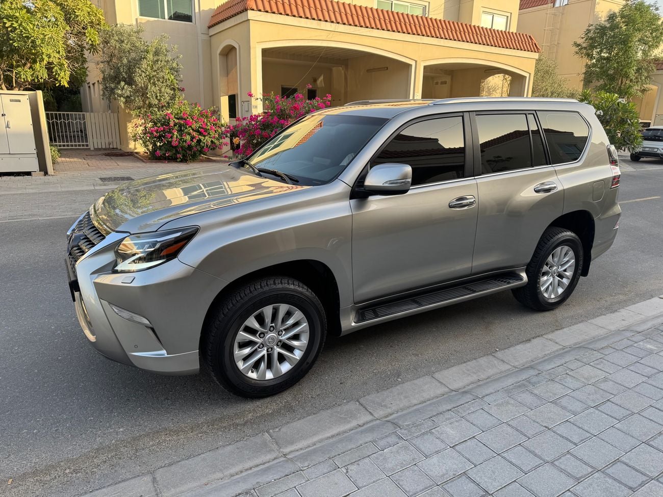 Lexus GX460