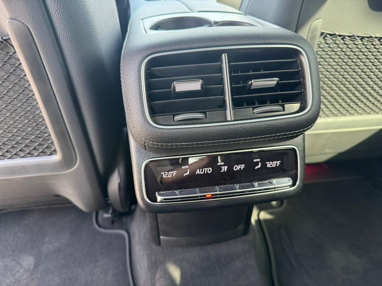 مرسيدس بنز GLS 450 4MATIC