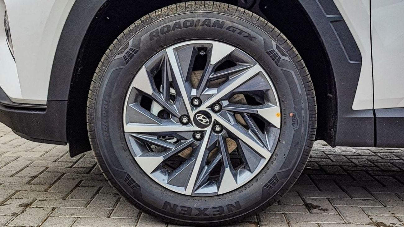 Hyundai Tucson 1.5L AT  (EXPORT ONLY)