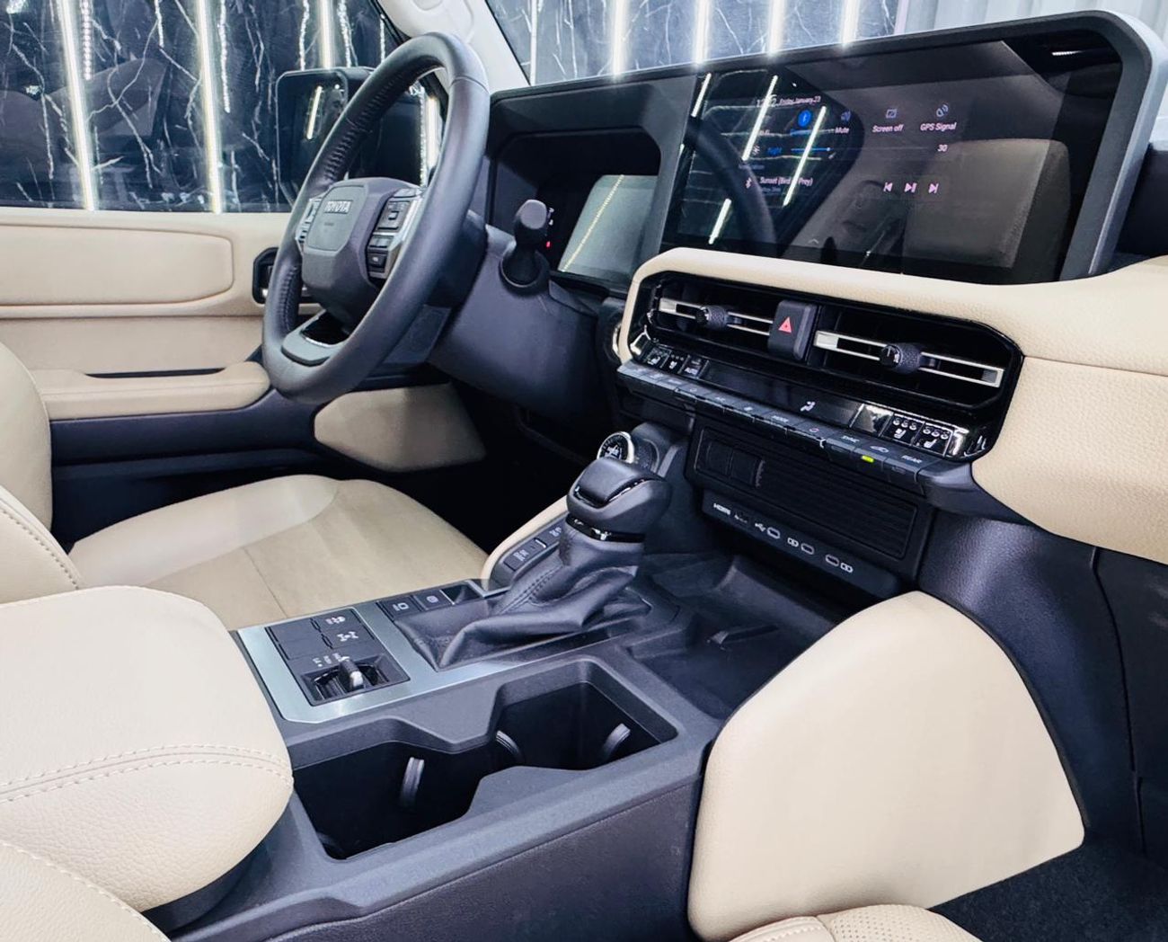 تويوتا برادو GXL 1st Edition 2.4T