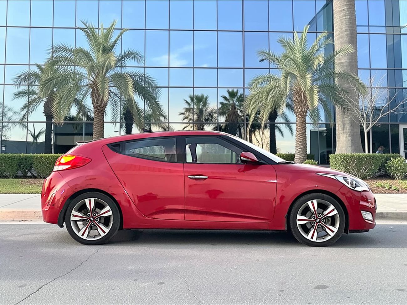 Hyundai Veloster GLS 1.6L
