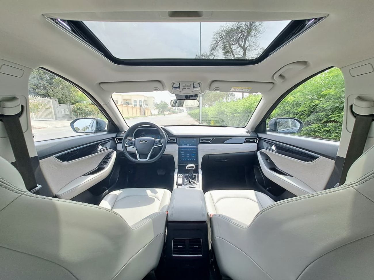 جاك J7 530-Monthly l GCC l Cruise, Sunroof, Leather Seats l Accident Free