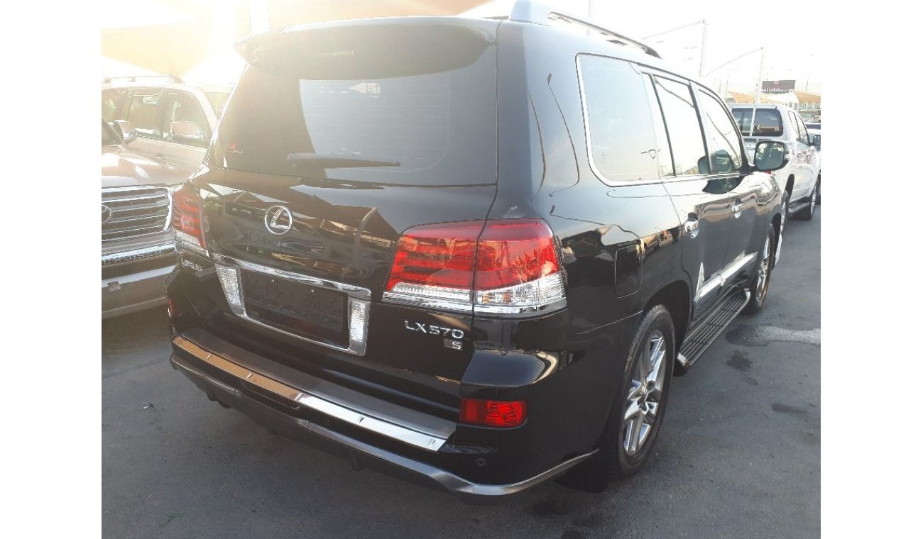 Lexus LX570