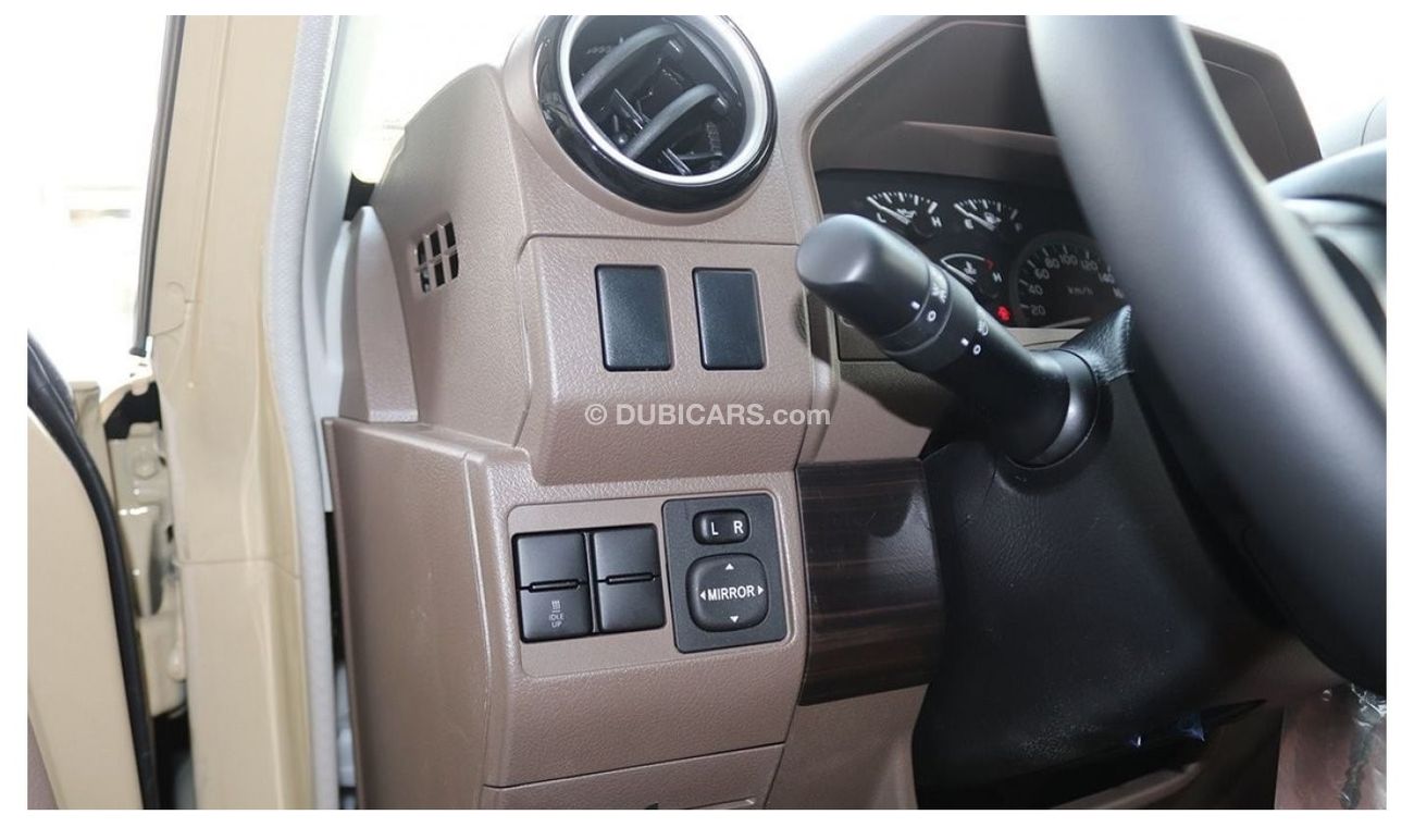 Toyota Land Cruiser Pick Up DC 4.5 V8 ANIVERSARY 23/23 FOR EXPORT