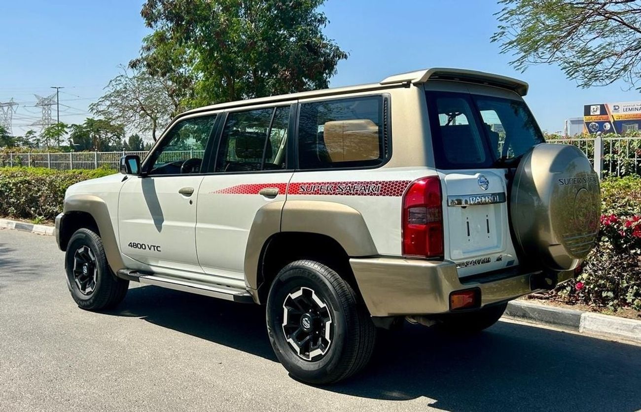 نيسان باترول سوبر سفاري SUPER SAFARI MANUAL TRANSMISSION 2021 GCC SINGLE OWNER IN MINT CONDITION