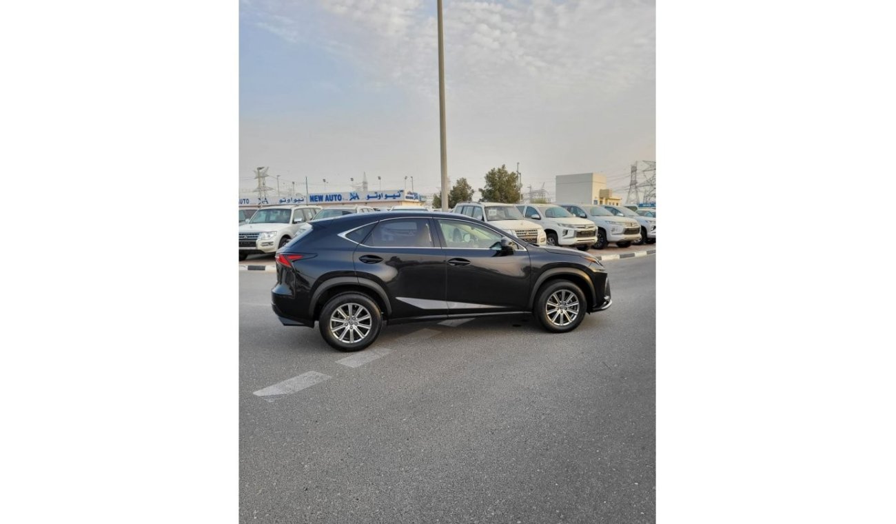 Lexus NX300