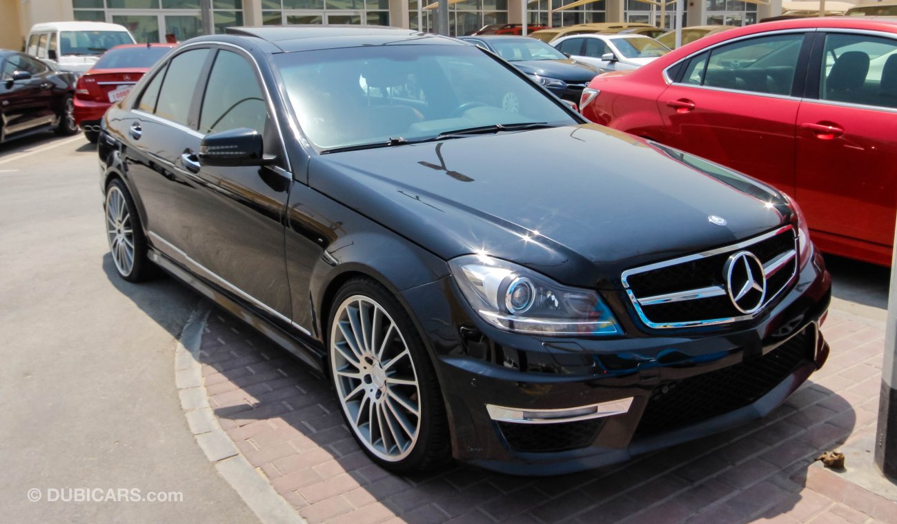 Mercedes-Benz C 300 C63kit