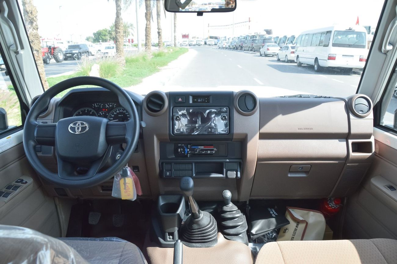 Toyota Land Cruiser TOYOTA LAND CRUISER 79 SERIES 4.5L DOUBLE CABIN 4WD DIESEL 2024 | AUDIO PLAYER | ALLOY WHEELS | WINC