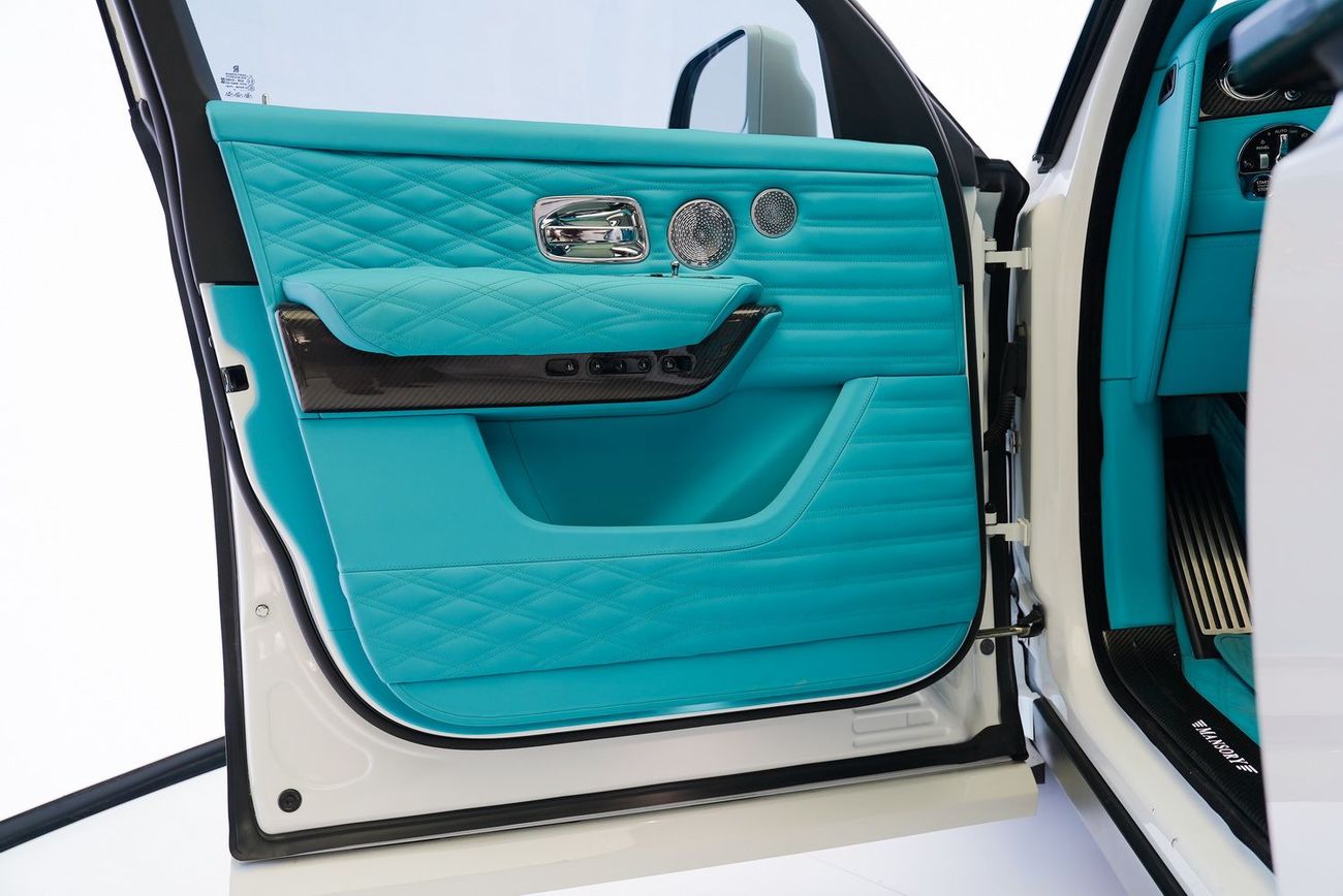 Rolls-Royce Cullinan Rolls Royce Cullinan Mansory