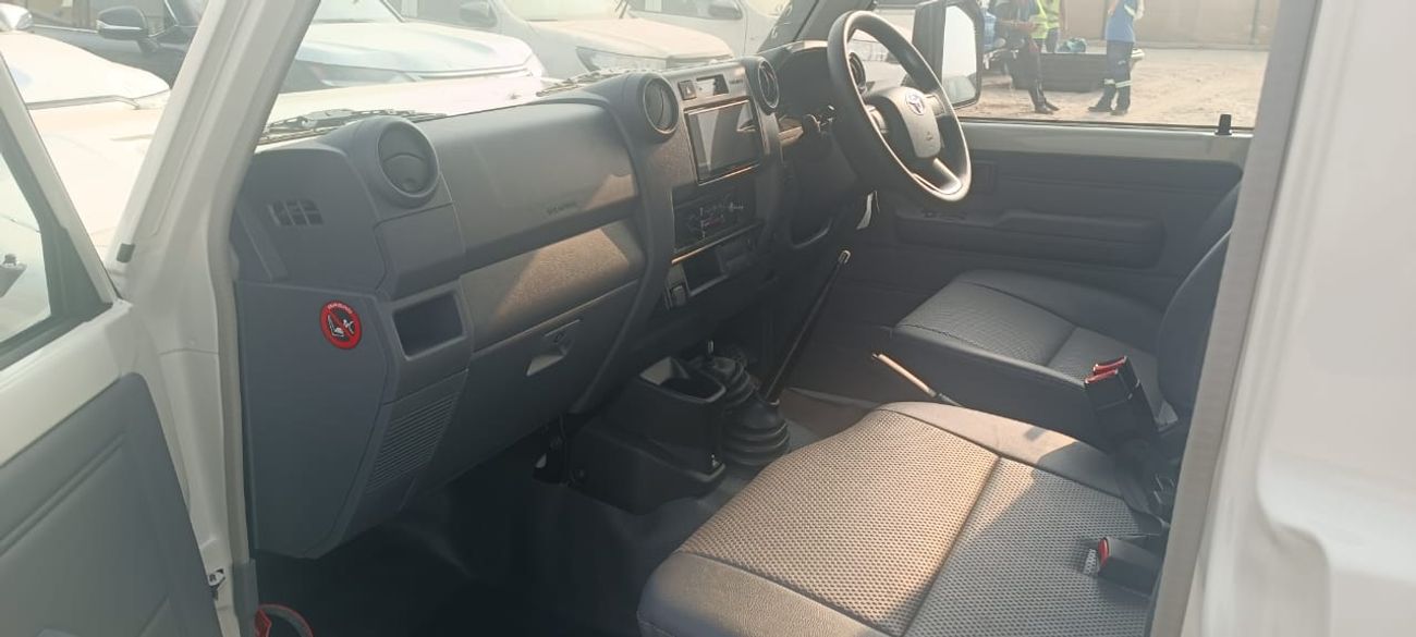Toyota Land Cruiser 70 (RHD) Toyota LC 78 3 Door 4.2L 2025 Manual Diesel (Only Export)