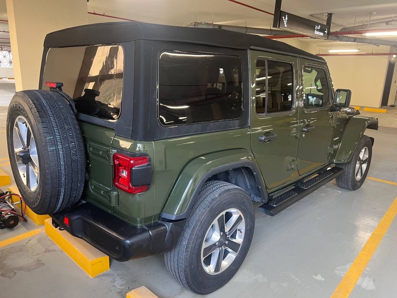 Jeep Wrangler Sahara Unlimited 3.6L M/T