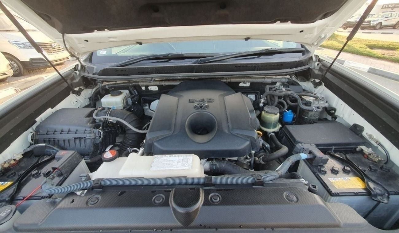 تويوتا برادو RHD DIESEL LEATHER SEATS