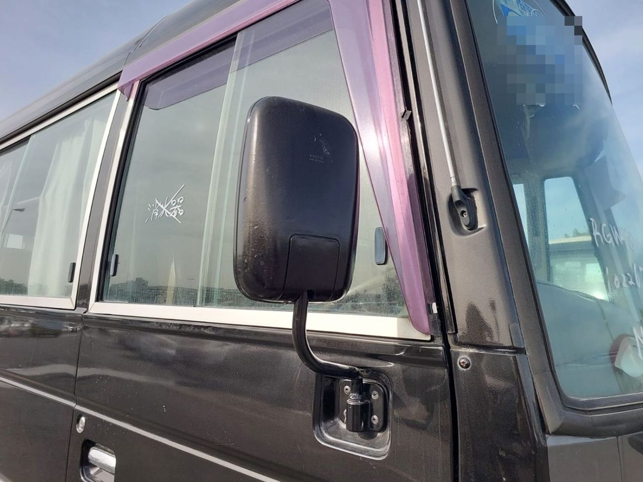 نيسان سيفيليان NISSAN CIVILIAN BUS RHD 1998 MODEL 4.1 L DIESEL AUTOMATIC(PM02267)