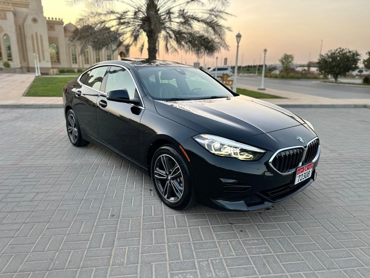 بي أم دبليو 228i