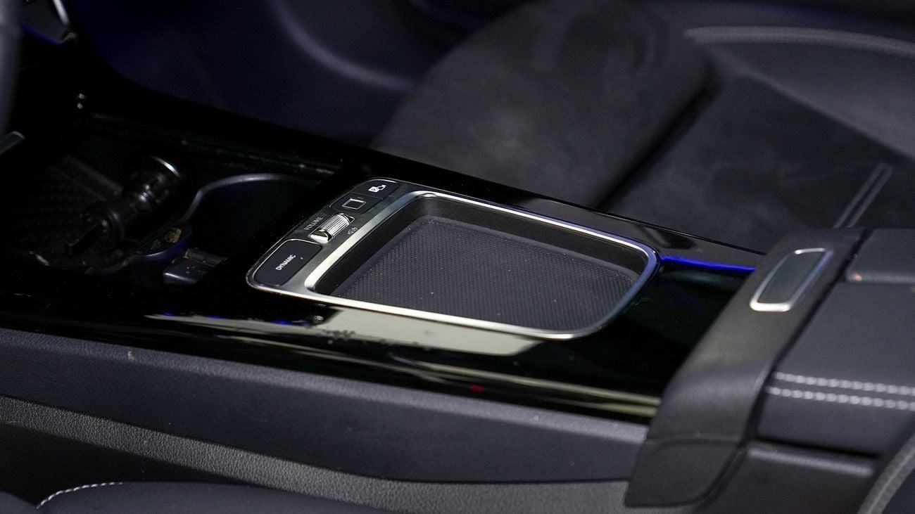 Mercedes-Benz CLA 200 AMG