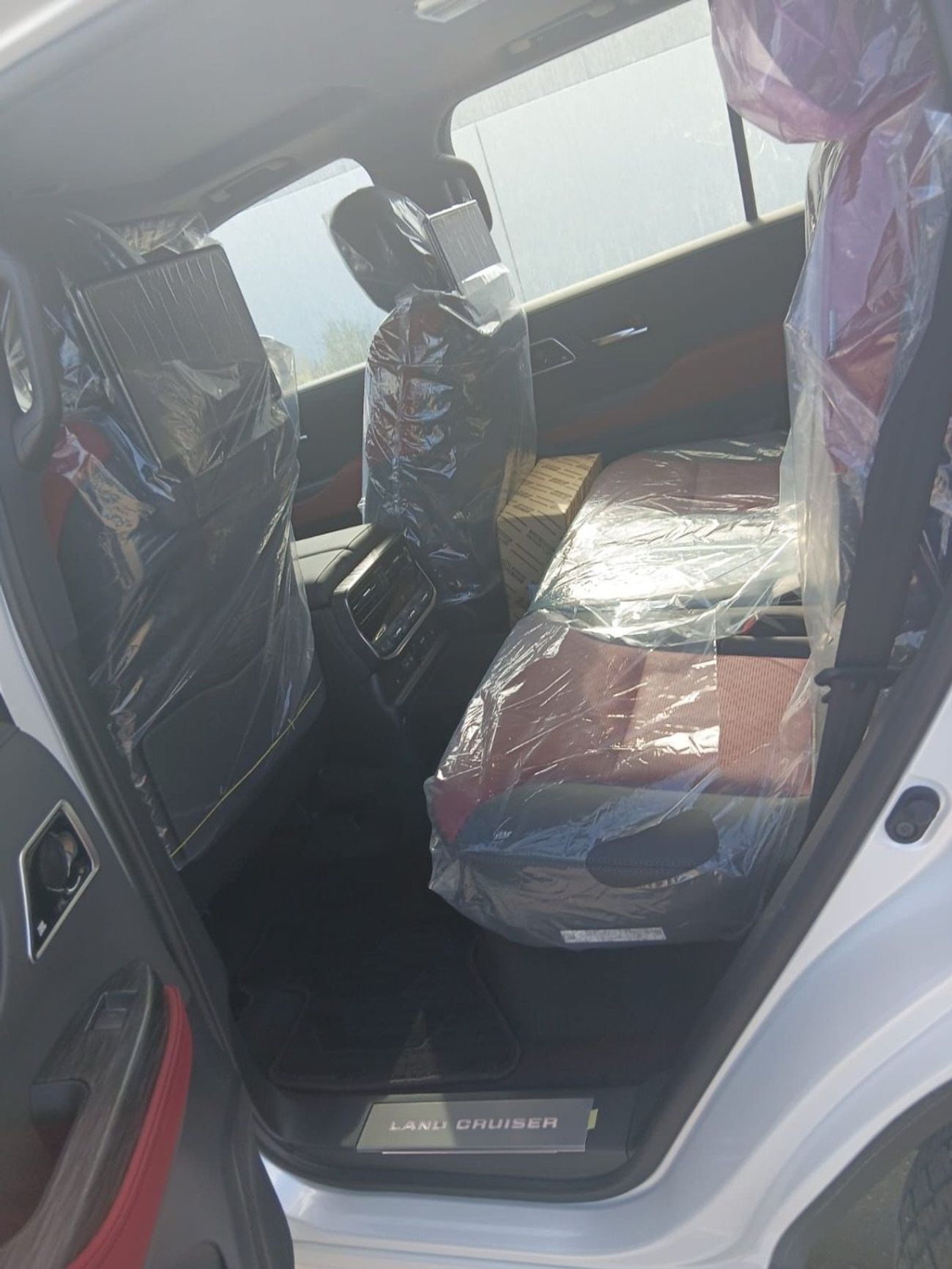 Toyota Land Cruiser 3.5T VXR Hybrid