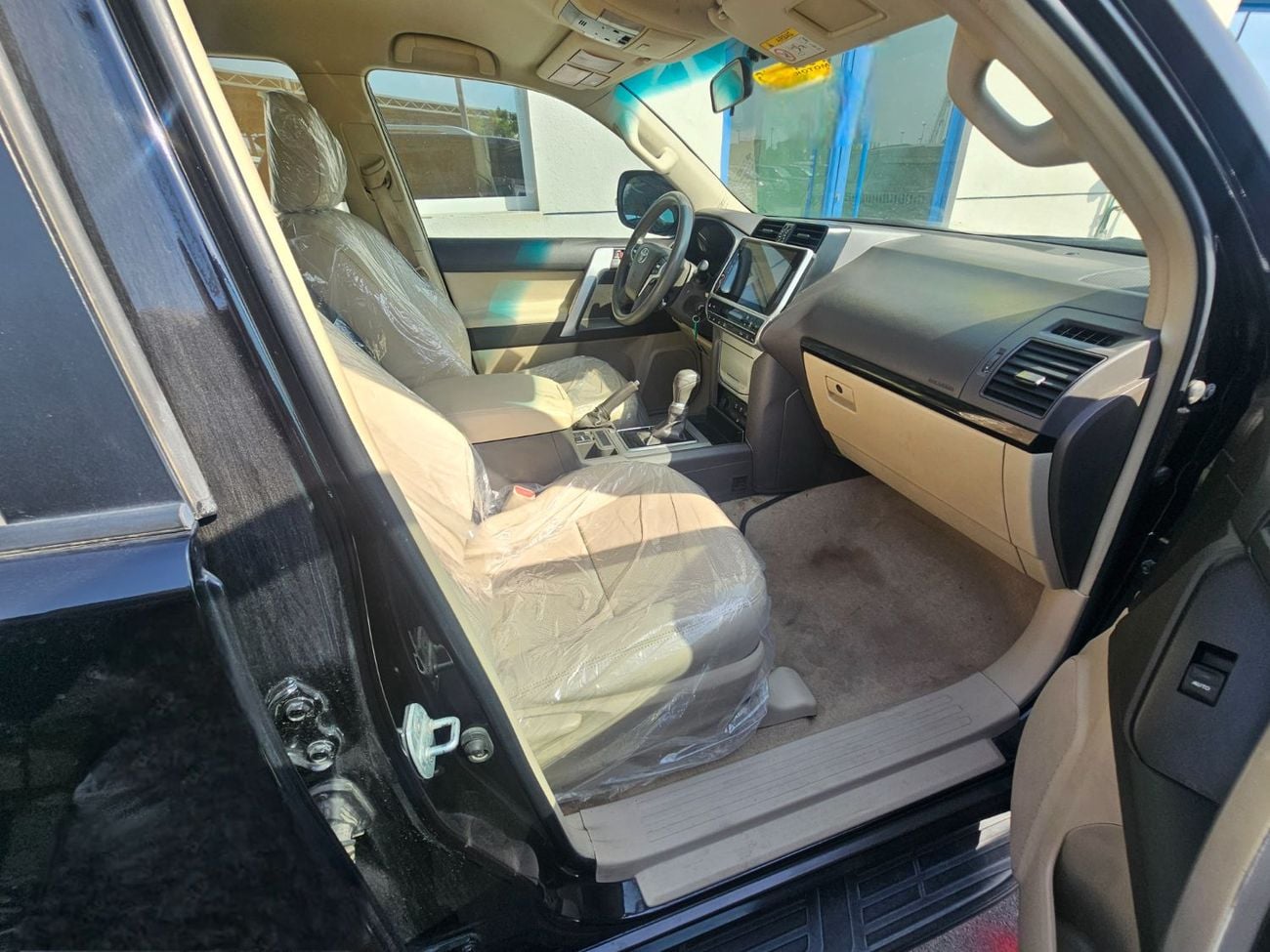 Toyota Prado TXL LHD 2.8L 1GD-FTV Diesel Engine Original Black Color cylinder Automatic Gear 4WD 7 Seats 5 Doors