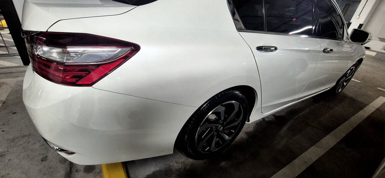 Honda Accord LX 2.4L