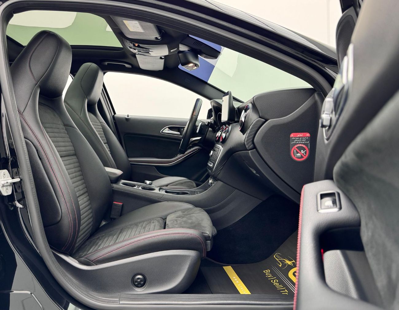 مرسيدس بنز A 250 std 2.0L (221 HP) 2018 Mercedes A250, Warranty, Full Service History, Excellent Condition, GCC