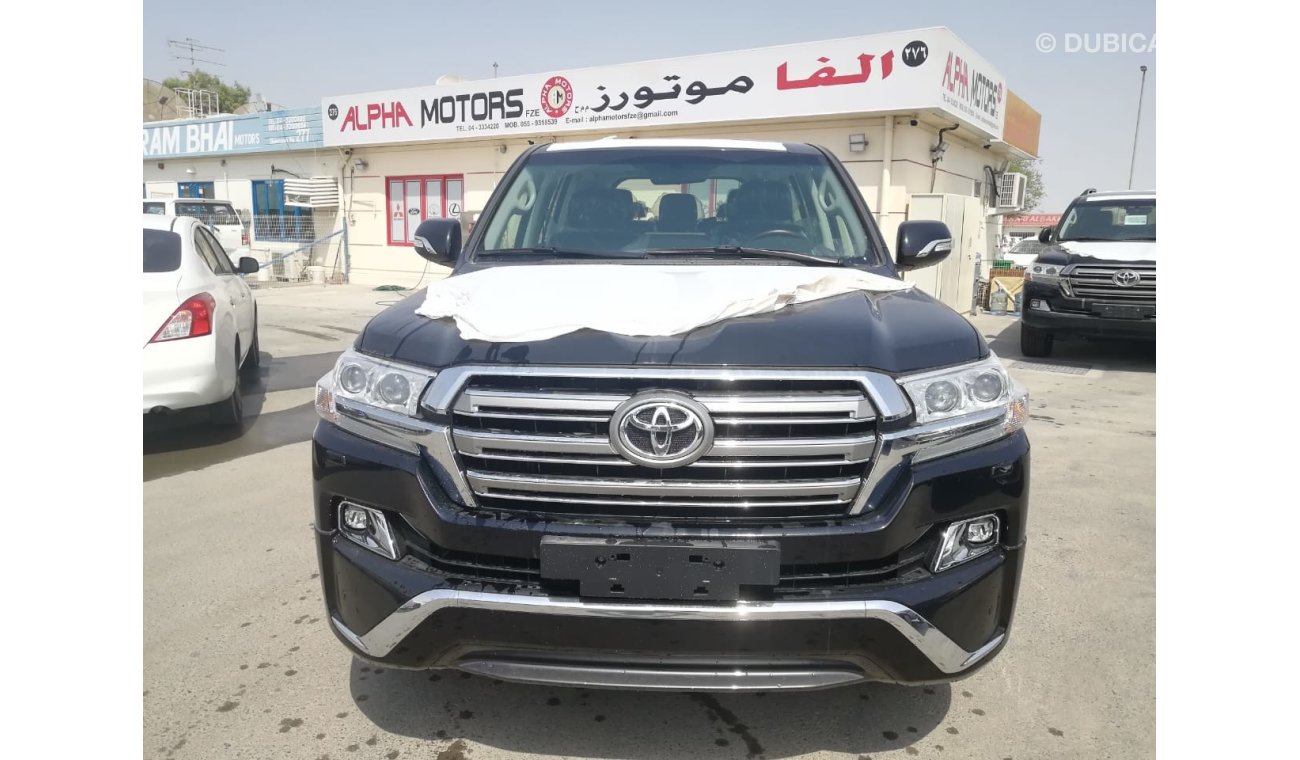 تويوتا لاند كروزر Toyota Land Cruiser petrol 4.6L full option