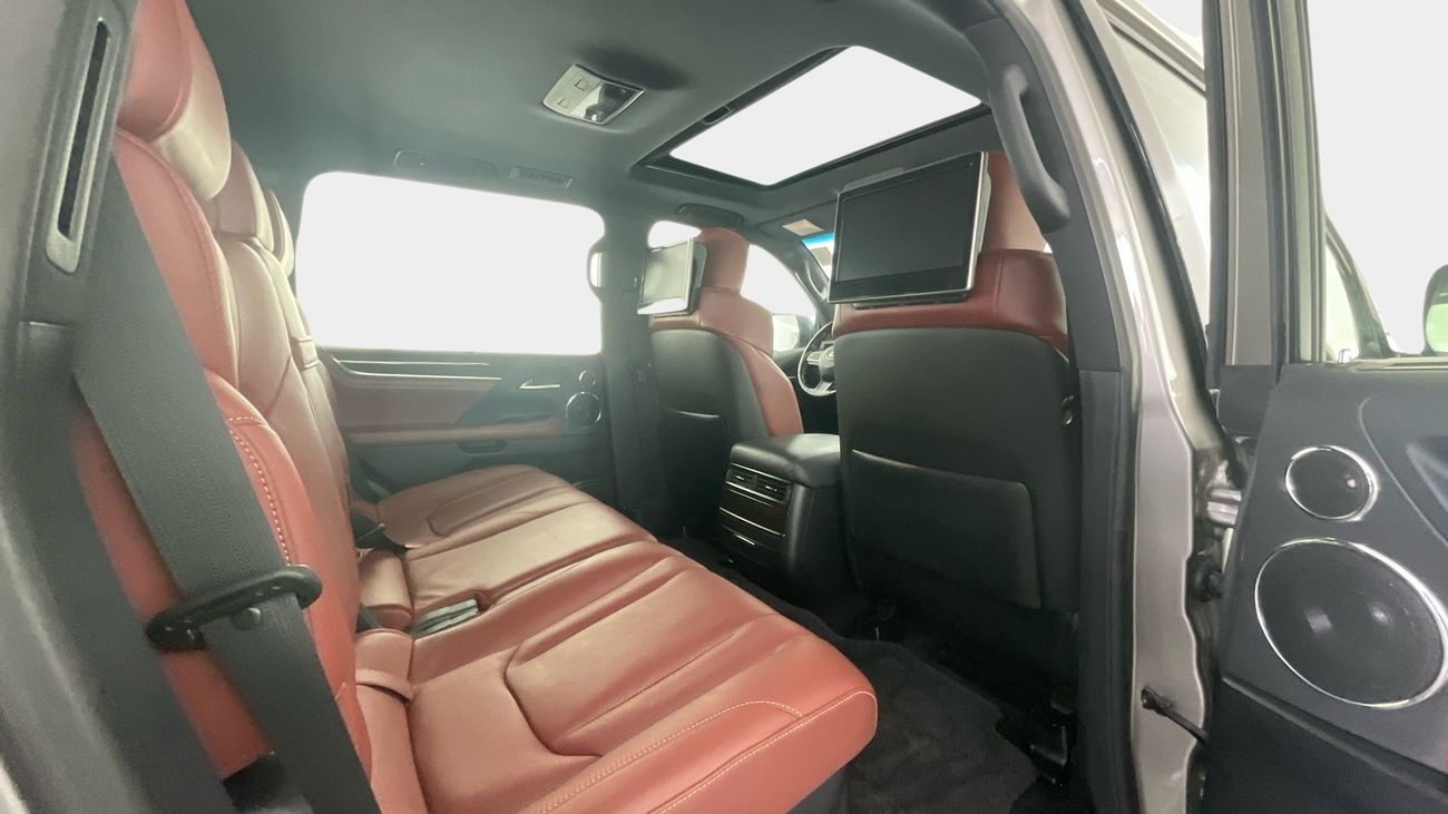 لكزس LX 570 Platinum | upto AED 20,000 Ramadan Discount | شامل الضمان | 0 ﺪﻔﻋﺓ ﺃﻮﻟﻯ