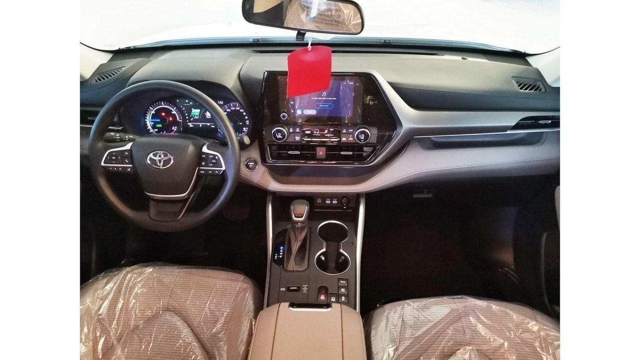 Toyota Highlander Toyota Highlander GXR HYBRID V4 2.5L 2023 Model GCC Specs With 3 Years Warranty From AL FUTTAIM