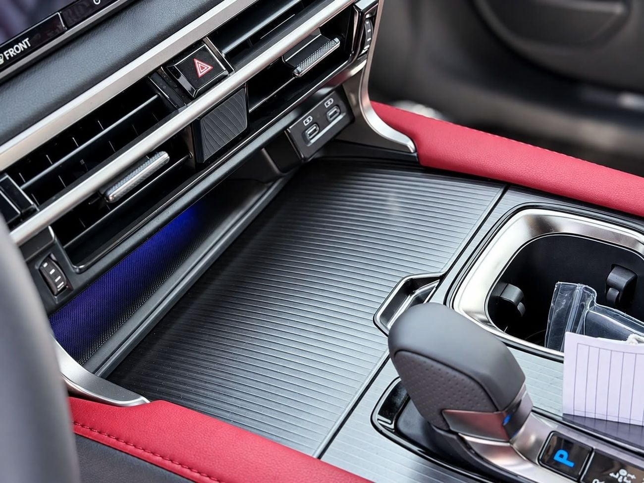 لكزس RX 500h F SPORT PERFORMANCE لكزس RX 500 H 2026