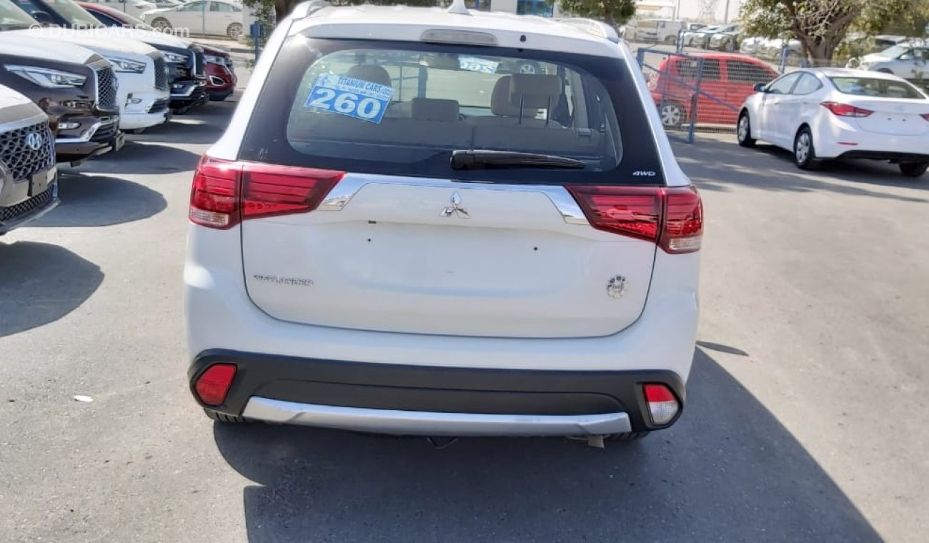 Mitsubishi Outlander MITSUBISHI  OUTLANDER 2.4 2017 109050KM  45000AED WITH VAT AND CUSTOM