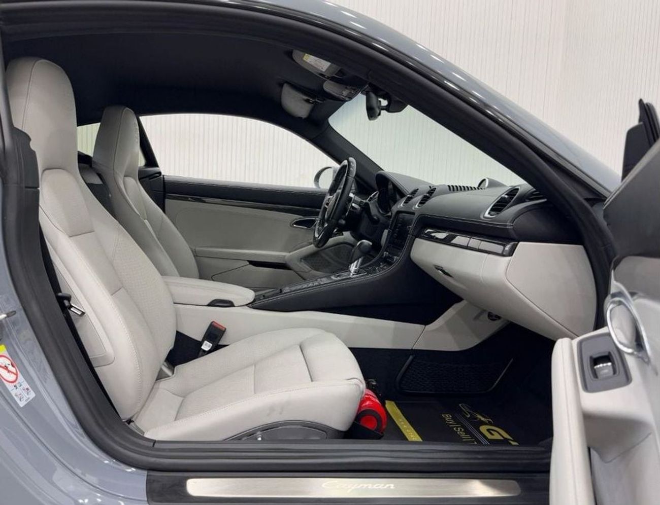 Porsche 718 Cayman Std 2.0L A/T 2023 Porsche 718 Cayman Style Edition, Agency Warranty Till Aug/25, Full Service Histor