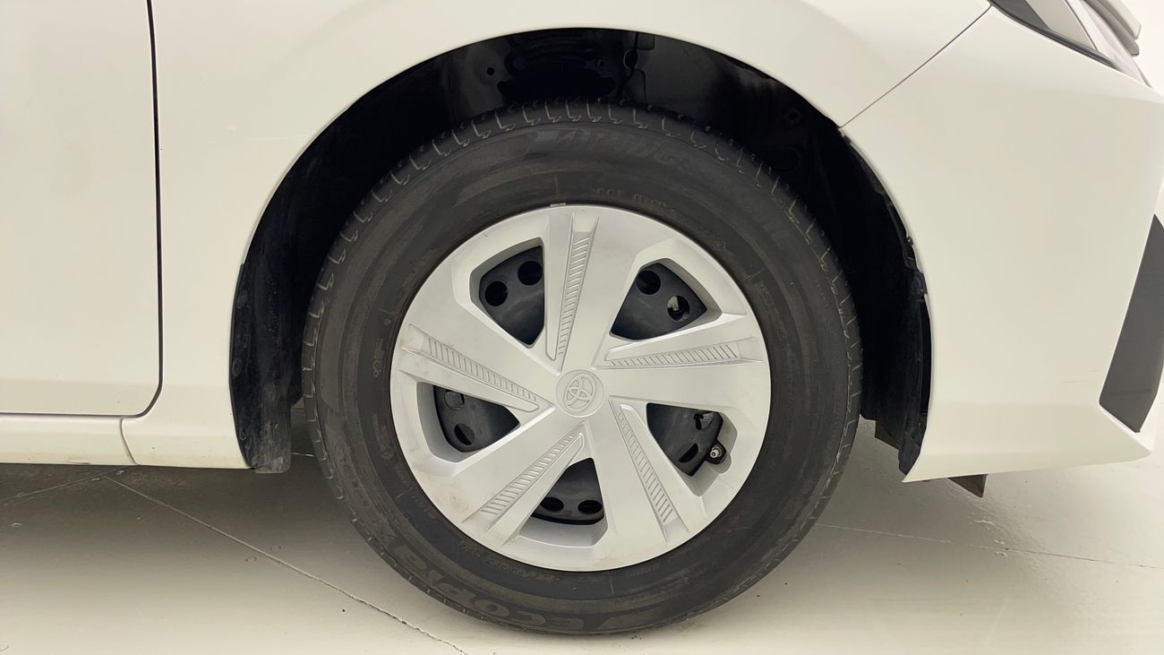 تويوتا يارس E 1.5 | بدون دفعة مقدمة | اختبار القيادة في المنزل