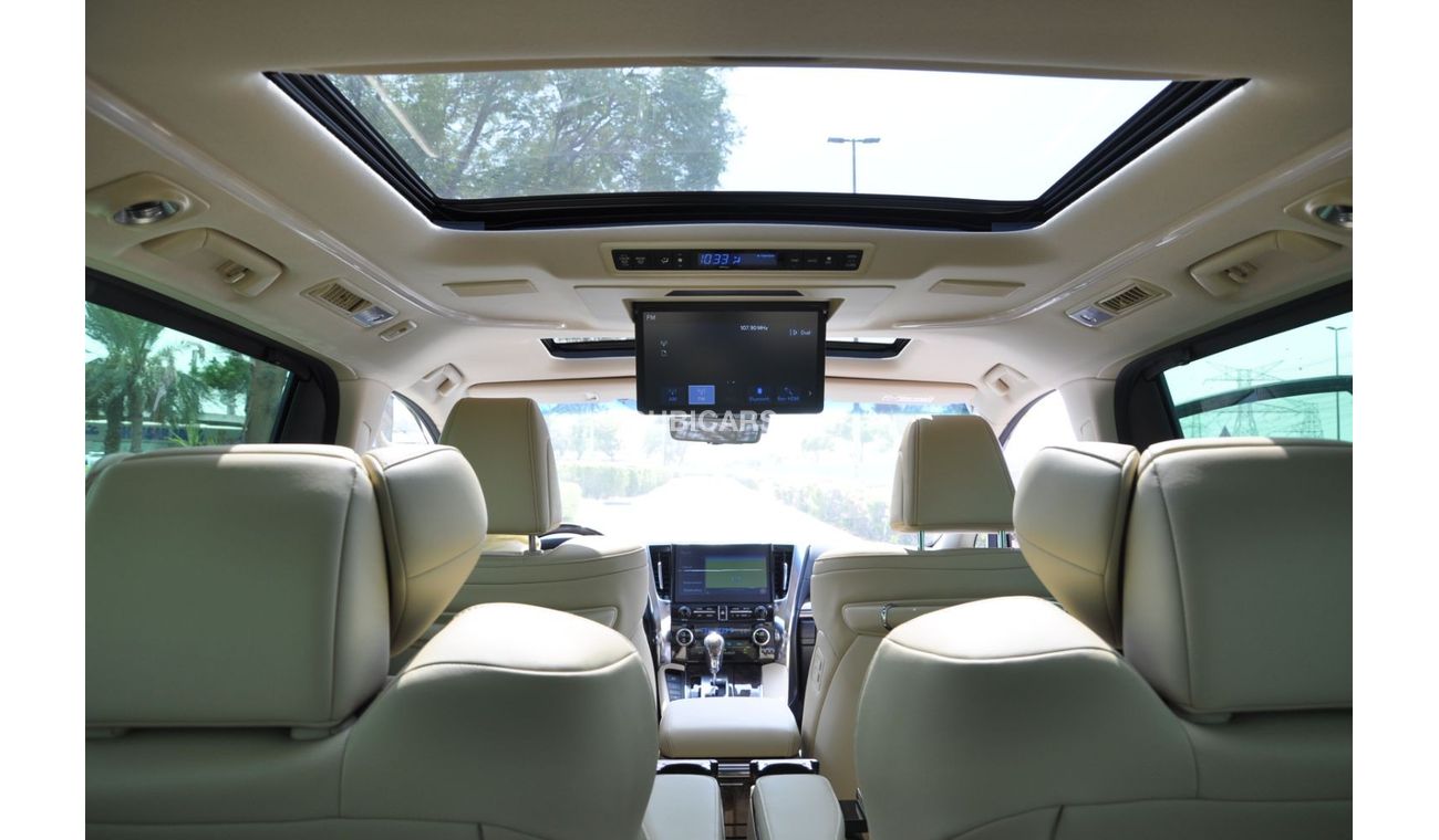 Toyota Alphard Executive Lounge/ 2021