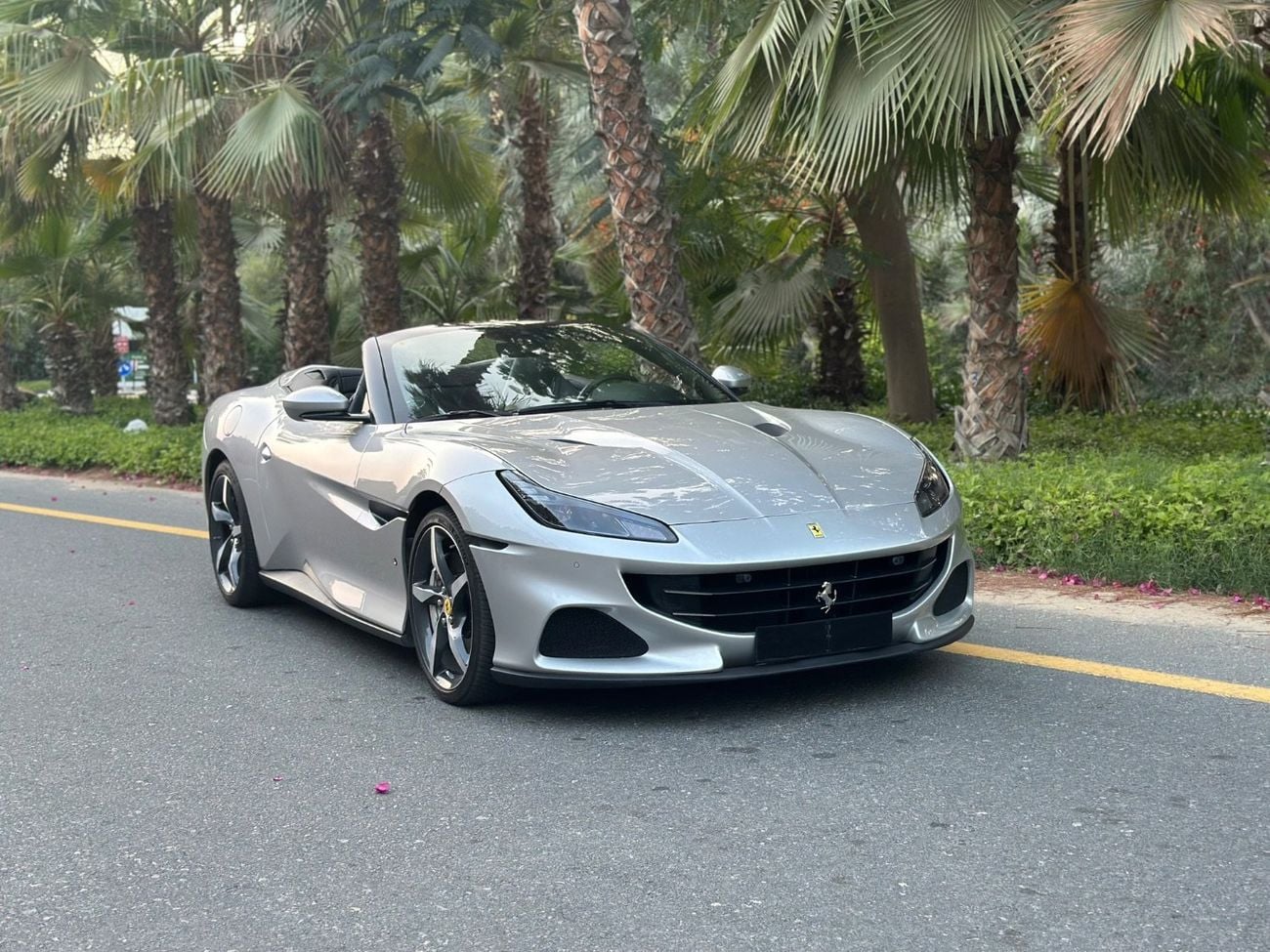 Ferrari Portofino 2022 Ferrari Portofino M | European Specs | 3.9L V8 Twin-Turbo | 612 HP | Hard Top | 18,000 KM | Per