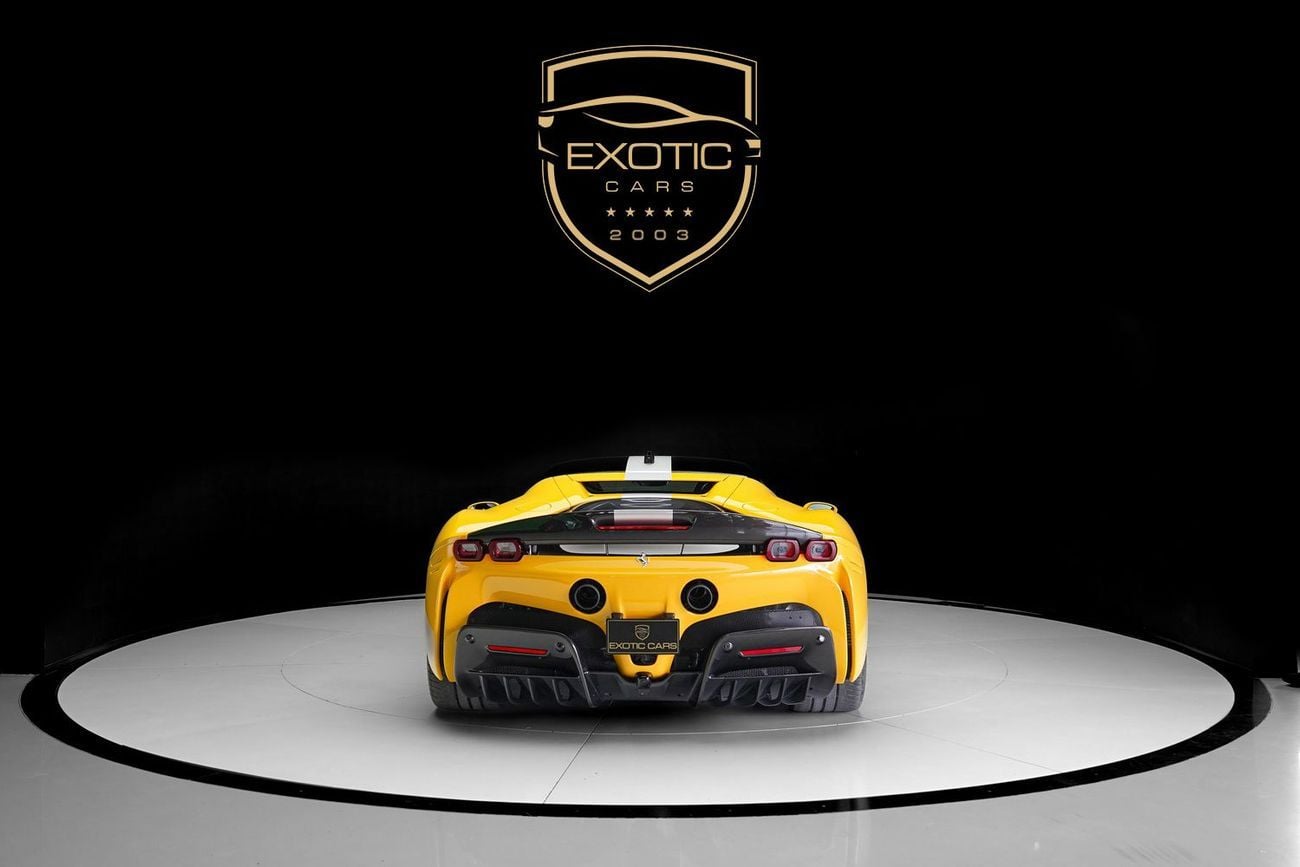 فيراري SF90 ستراديل STRADALE