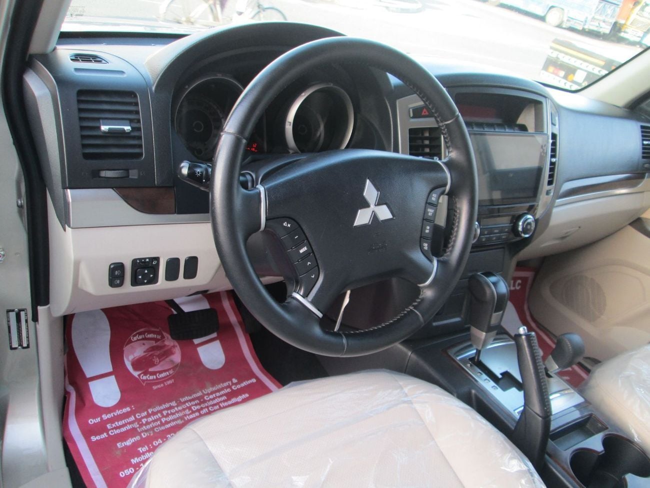 ميتسوبيشي باجيرو GLS M/L DIAMOND GLS Mid 3.5L (189 HP) (7 Seater)