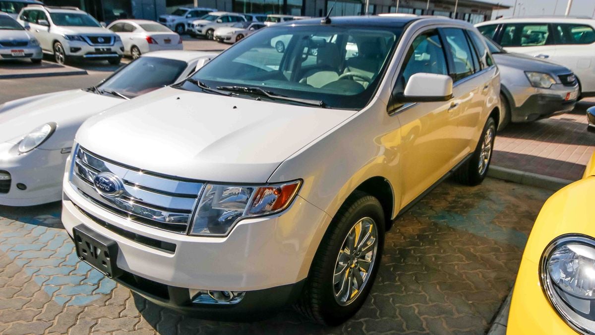 Ford Edge Limited AWD for sale: AED 29,500. White, 2010