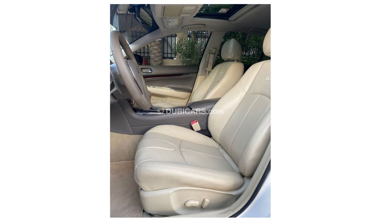 Infiniti G25 Infiniti G25 Model: 2014 Price : 29,000 dirhams  Mileage : 173,000 km  Gulf specifications, full opt